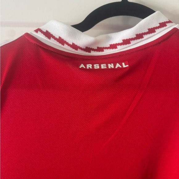 AuthenticAdidas Arsenal Red and White Jersey - Picture 5 of 6